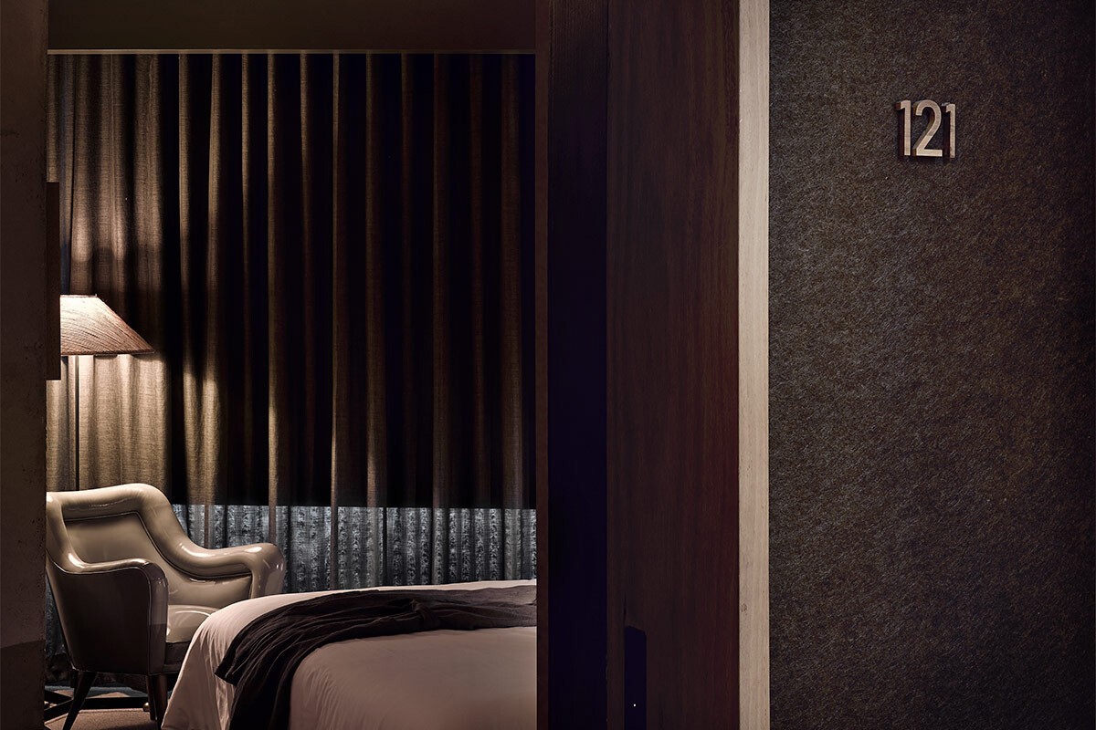 Ovolo Nishi.