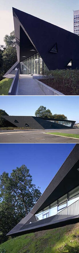 zaha hadid, maggie center