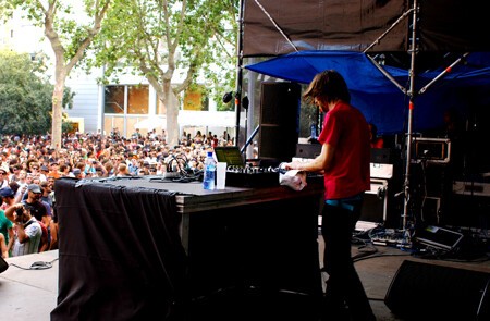 breakbot, baby i´m yours *