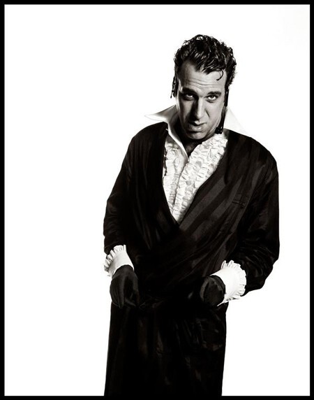 chilly gonzales