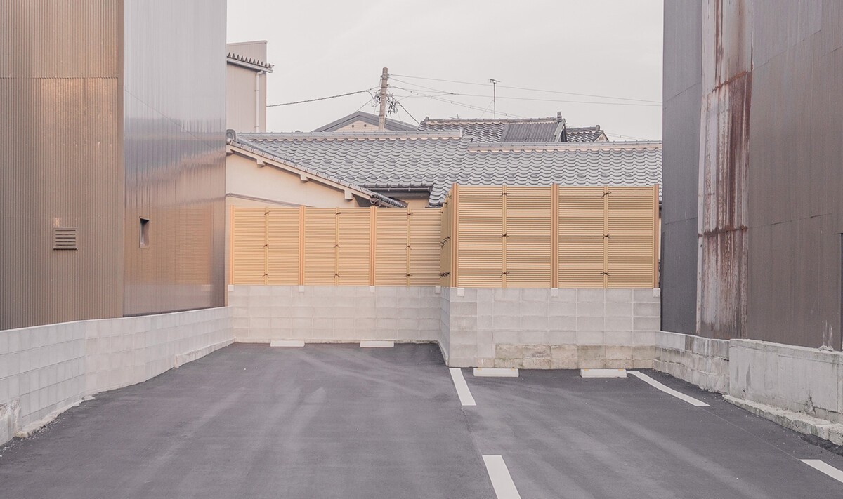 Parallel World.